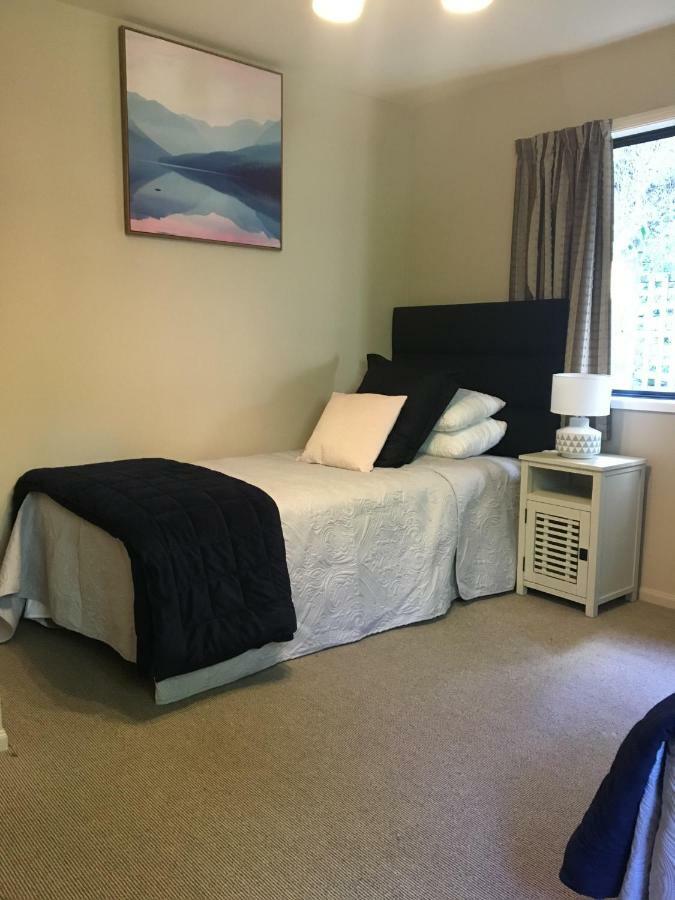 Cherrywood Cottage 아카로아 외부 사진